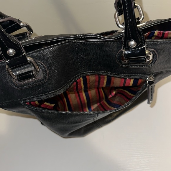 Tignanello Black Leather Large Tote EUC - Picture 10 of 11